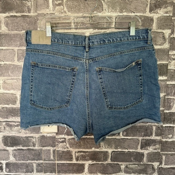 EVERLANE The Way High Denim Short Jean medium wash - Picture 6 of 10
